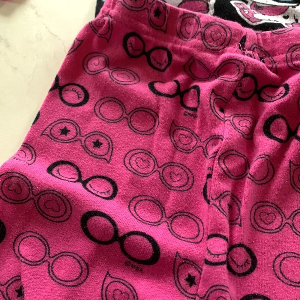 GUC LOL Brand Size 6 Pjs - Picture 2 of 4